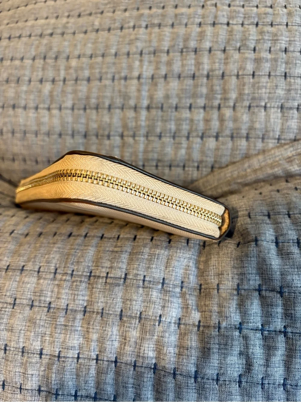 Kate Spade ♠️ Cream Saffiano Zip Wallet with Gold Logo